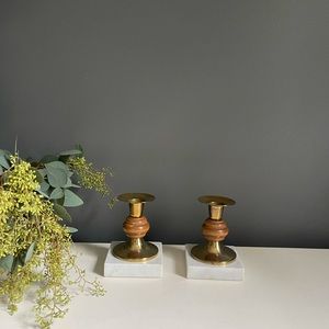 Set of 2 candlestick holders